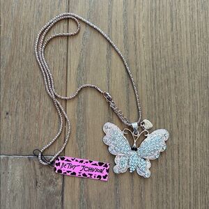 Betsey Johnson NWT 2 inch wide Rose Gold Colored Butterfly necklace